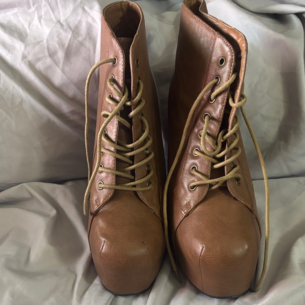Brown Leather Lace-Up Ankle Boots